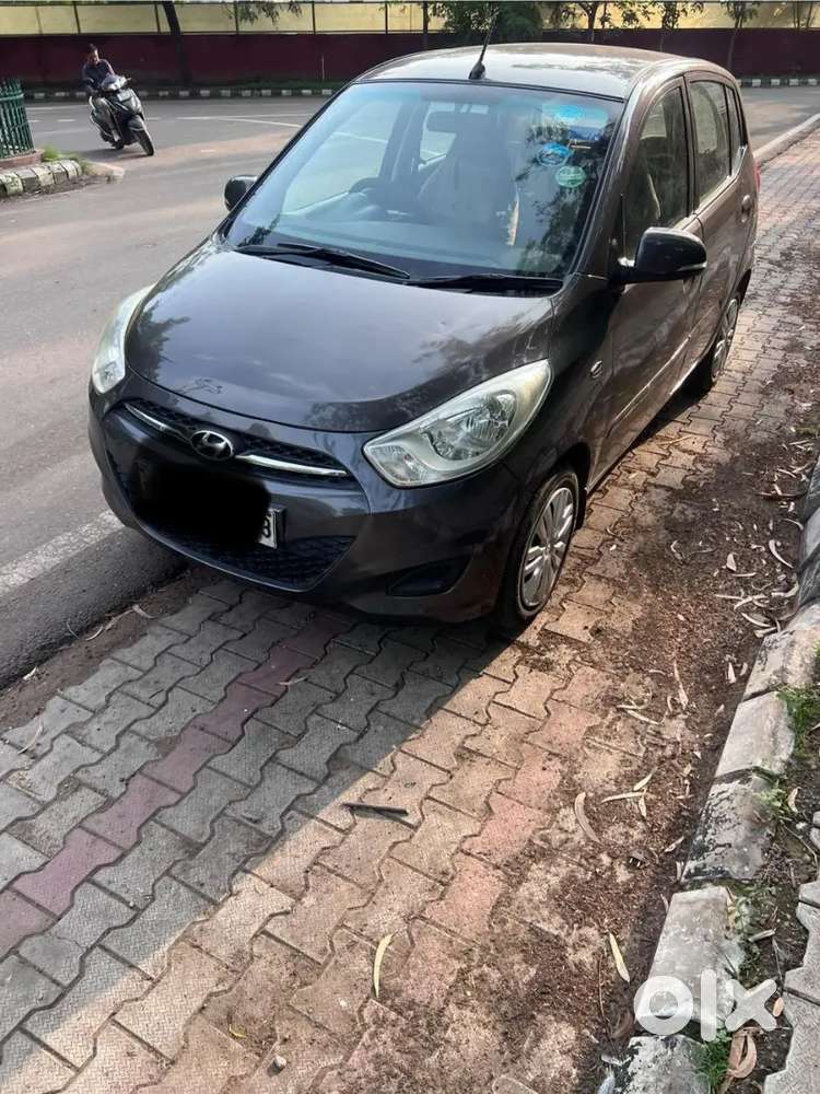 Hyundai I10 Sportz 2011 Petrol Automatic
