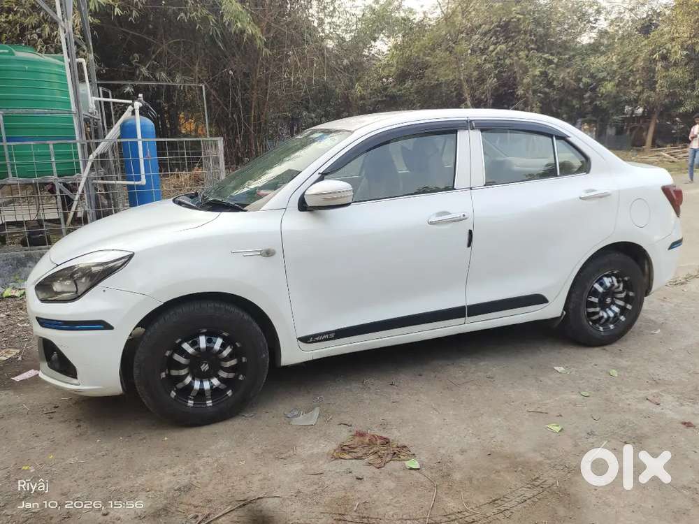 Maruti Suzuki Dzire 2023 Cng & Hybrids 135000 Km Driven