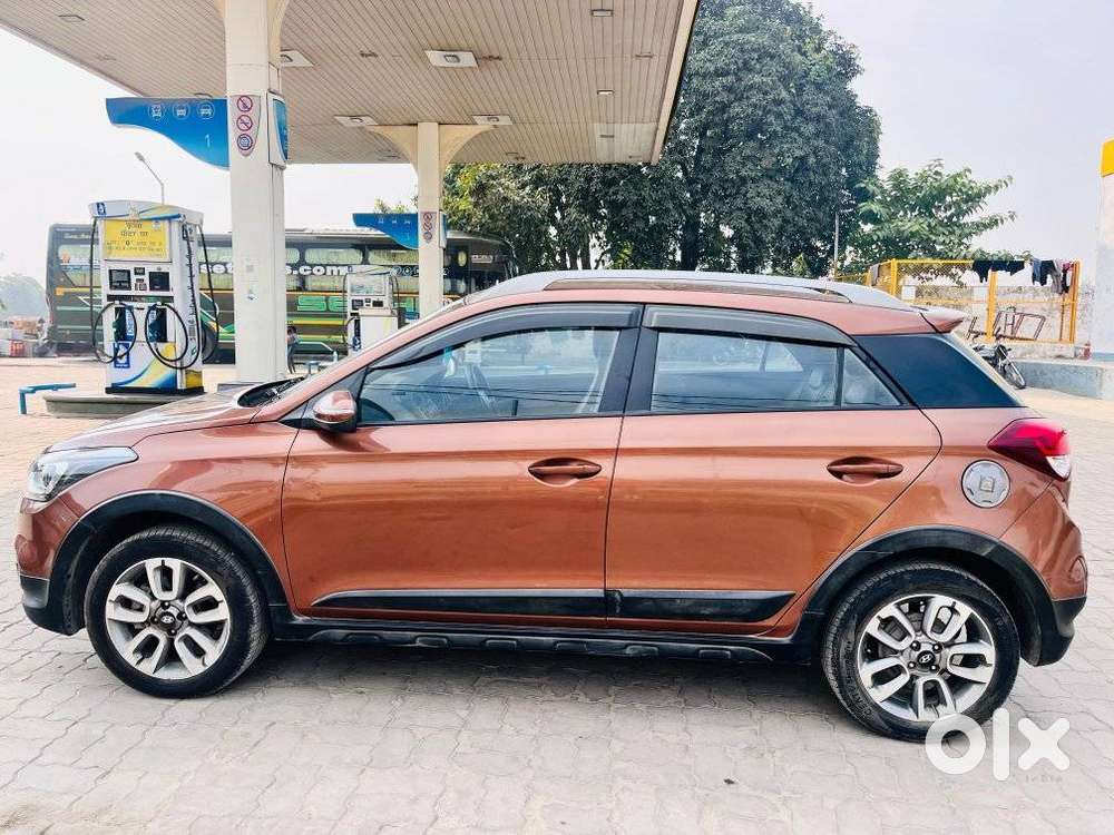 Hyundai I20 Active 1.4 Sx, 2015, Cng & Hybrids