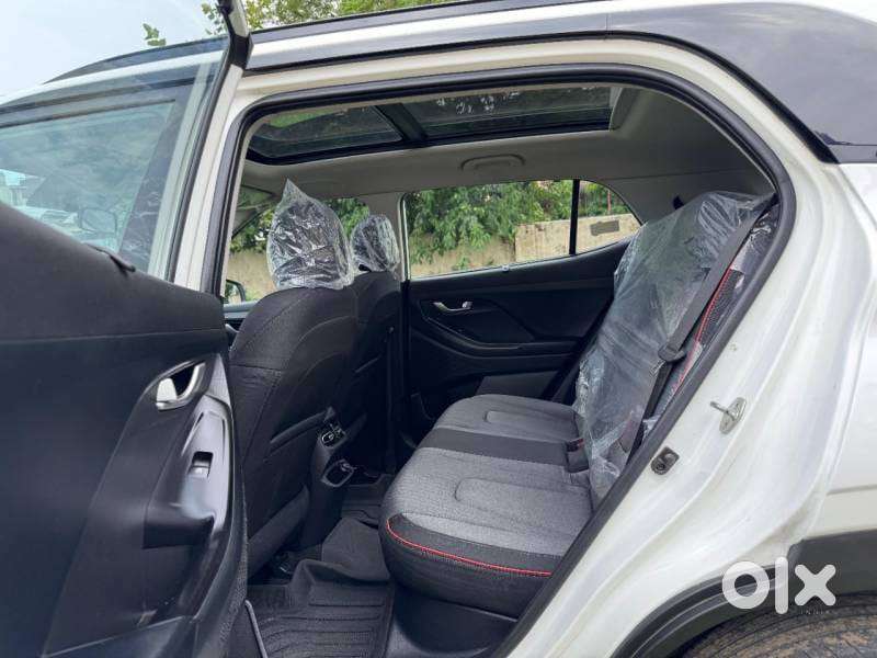 Hyundai Creta 1.5 S Plus Knight Petrol, 2022, Petrol
