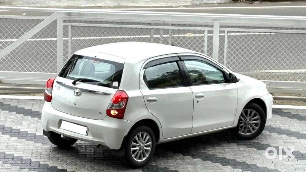 Toyota Etios Liva, 2015