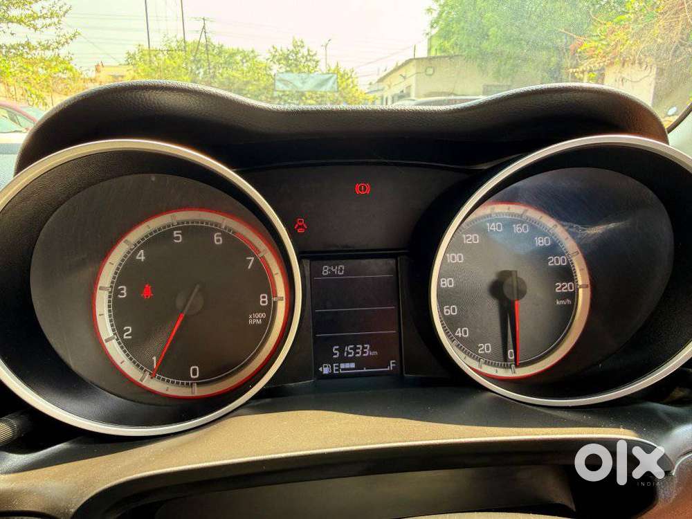 Maruti Suzuki Swift Vxi + Manual, 2022, Petrol