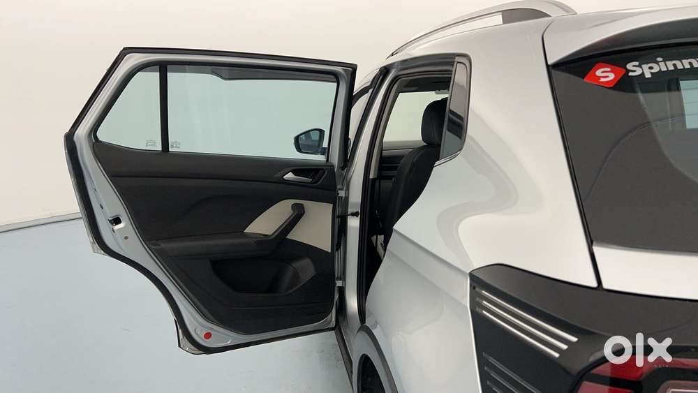 Volkswagen Taigun Topline 1.0 Tsi At (electric Seats), 2022, Petrol