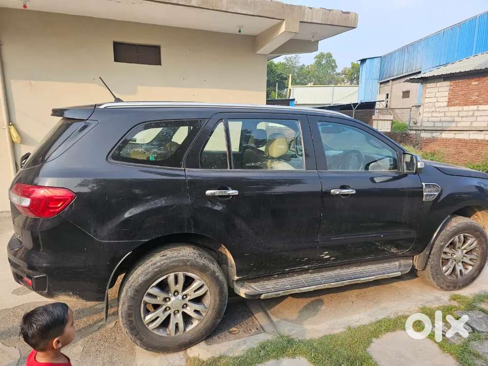 Ford Endeavour 2017 Diesel 80000 Km Driven