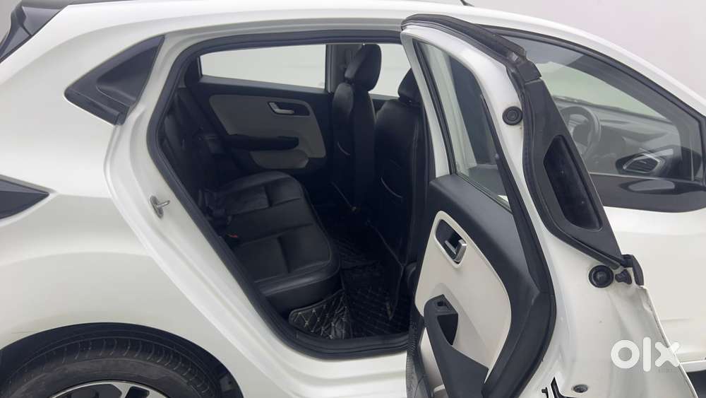 Tata Altroz 1.2 Xz Plus I-turbo, 2022, Petrol