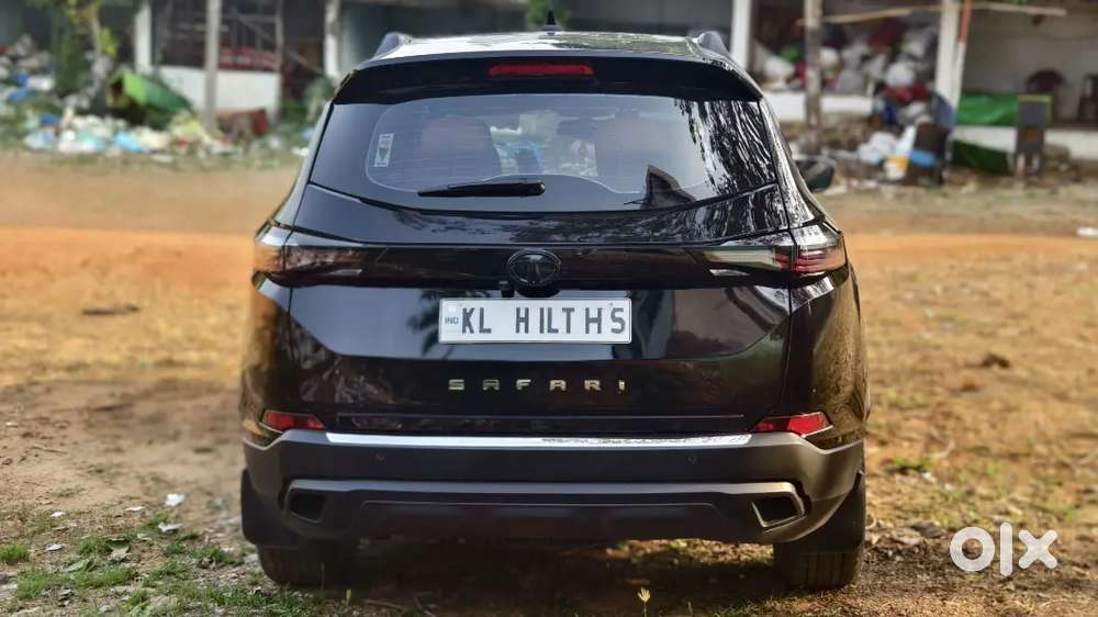 2023 Tata Safari Xza+(o) Red Dark Edition Wth Level 2 Adas