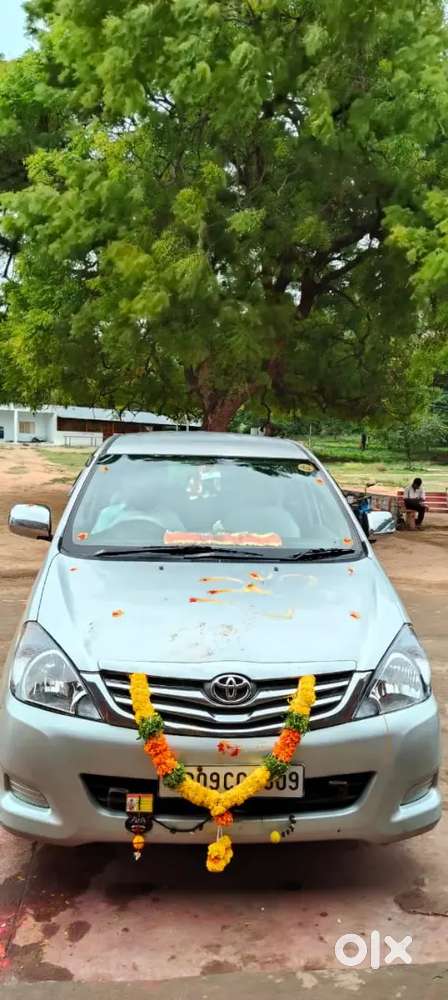 Toyota Innova  2011 Diesel Good Condition Vehicle.