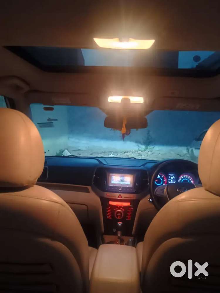 Mahindra Xuv300 2020 Petrol Well Maintained