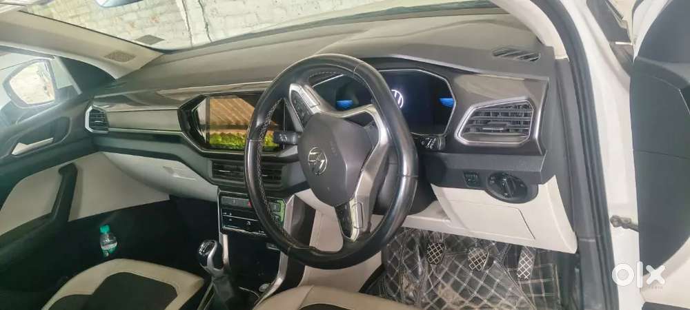 Volkswagen Taigun Petrol 2023