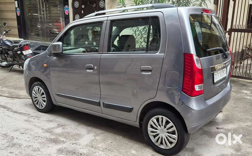 Maruti Suzuki Wagon R Amt Vxi Plus, 2016, Cng & Hybrids