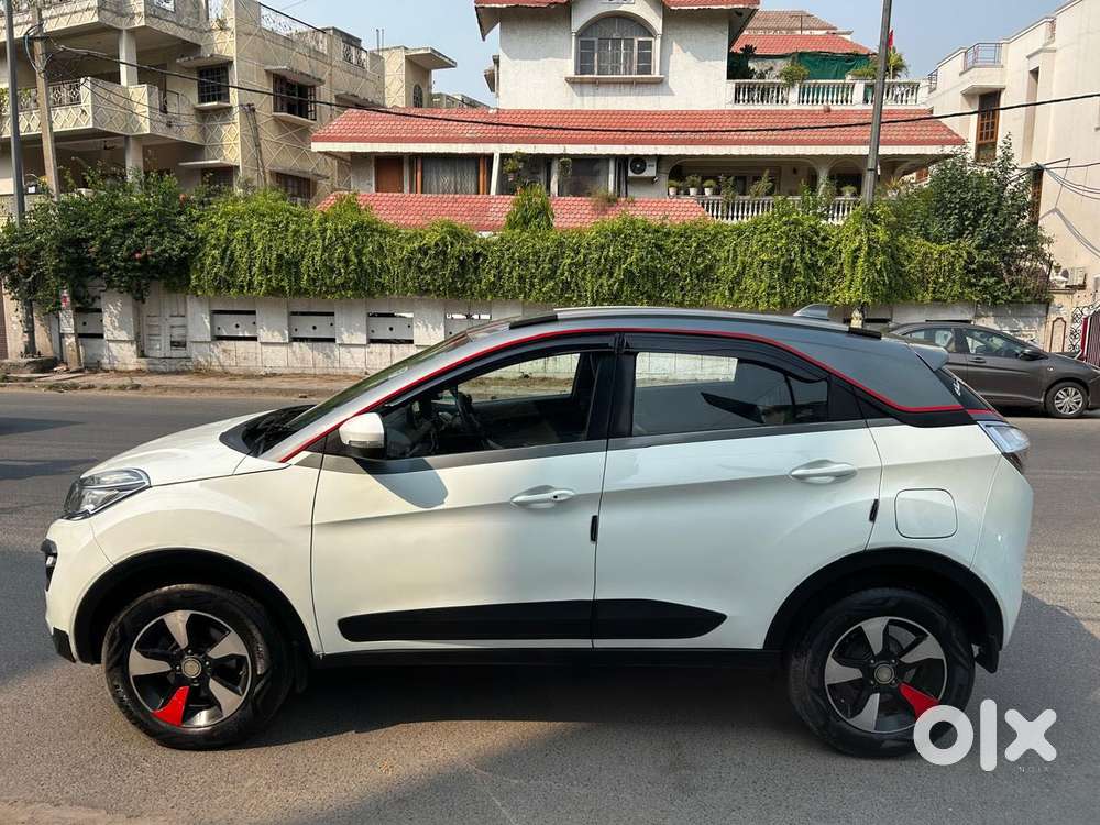 Tata Nexon 1.5 Revotorq Xz Plus, 2018, Petrol