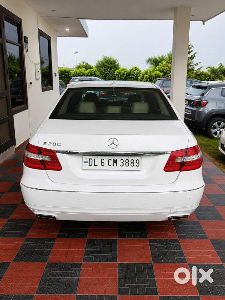 Mercedes-benz E-class E 200 Cgi Avantgarde, 2013, Petrol