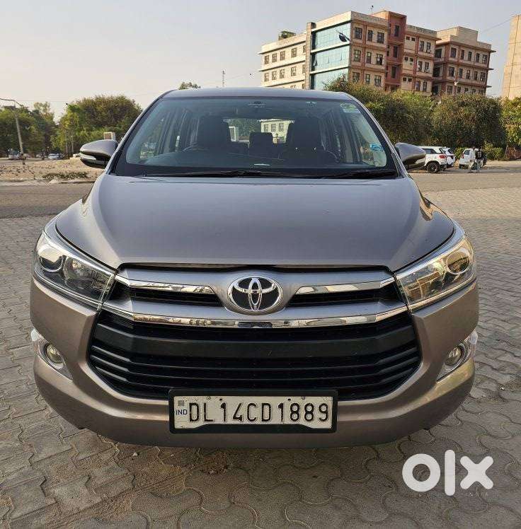 Toyota Innova Crysta 2.4 V, 2017, Diesel