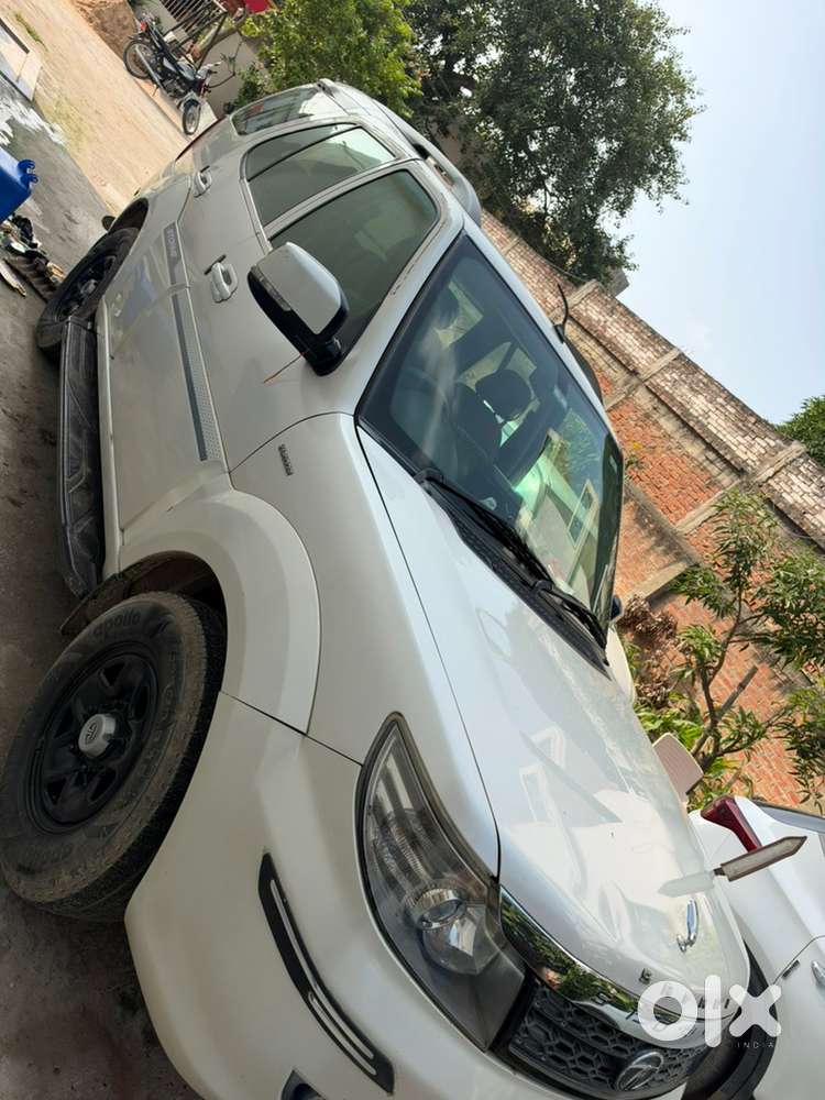 Tata Safari Storme 2017
