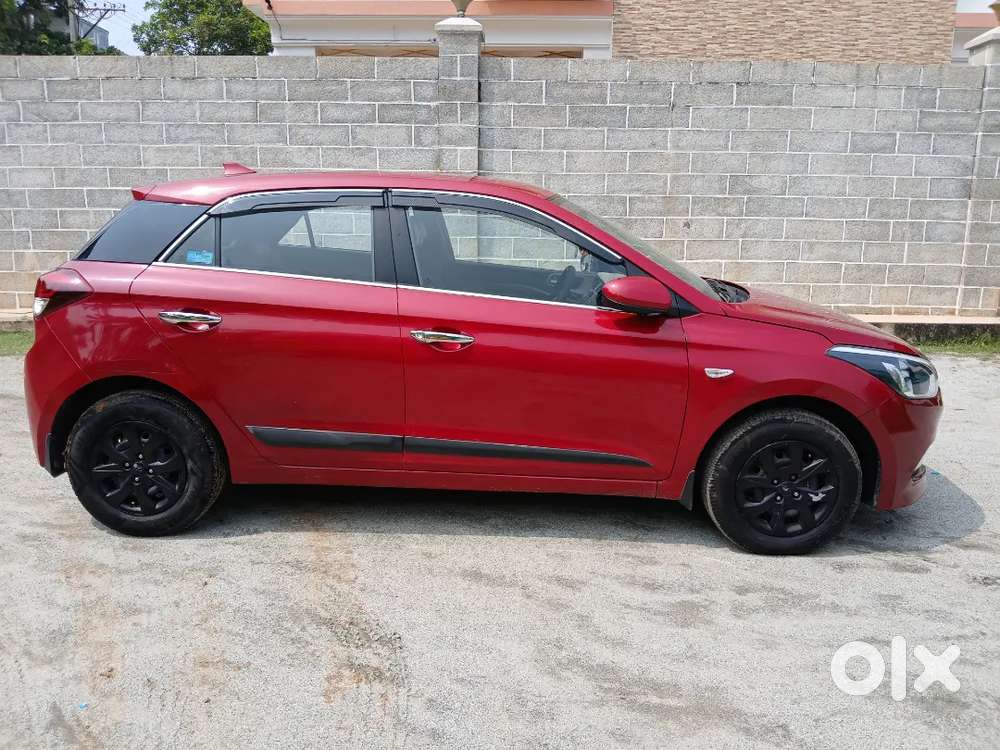 Hyundai Elite I20 2016 Petrol 100000 Km Driven With Very Gud Condition