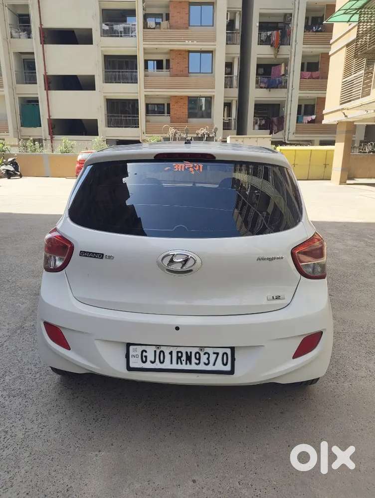 Grand I10 Petrol