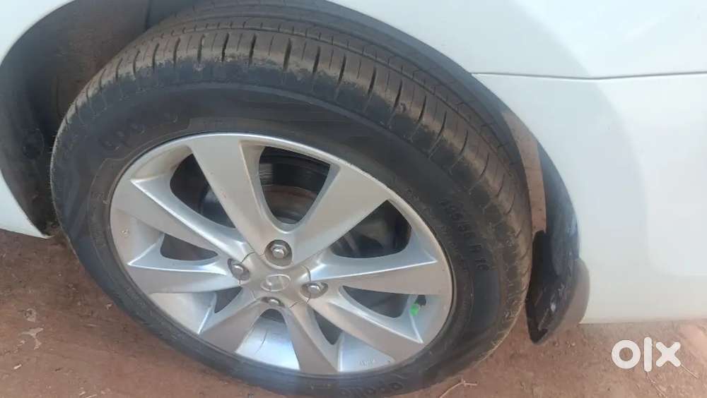 Hyundai Verna 1.6 Sx (o) 2012