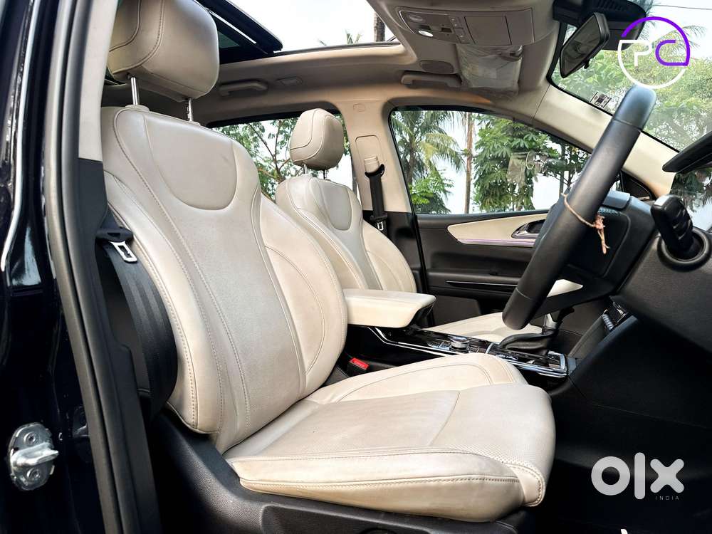 Mahindra Xuv700 2.2 Ax 7 Diesel At Luxury Pack Str, 2022, Diesel