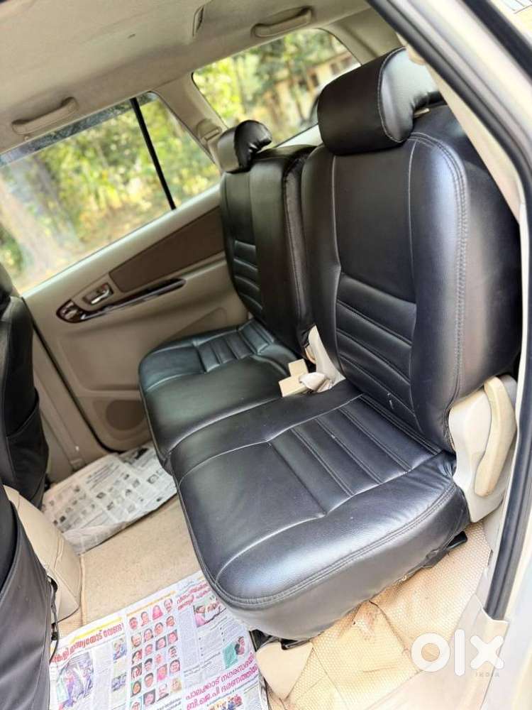 Toyota Innova 2.0 V, 2013, Diesel
