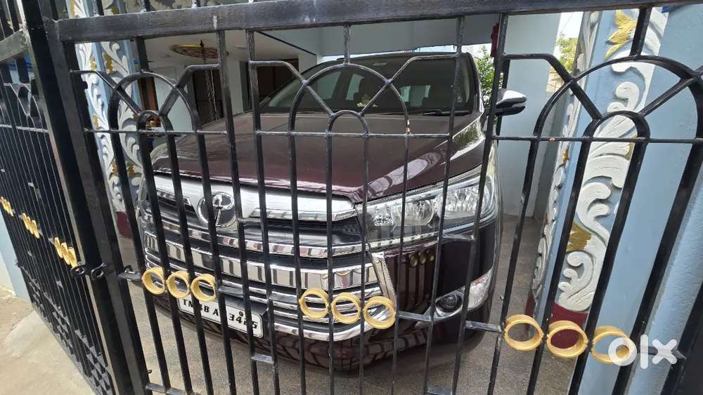 Toyota Innova Crysta 2016 Diesel Automatic