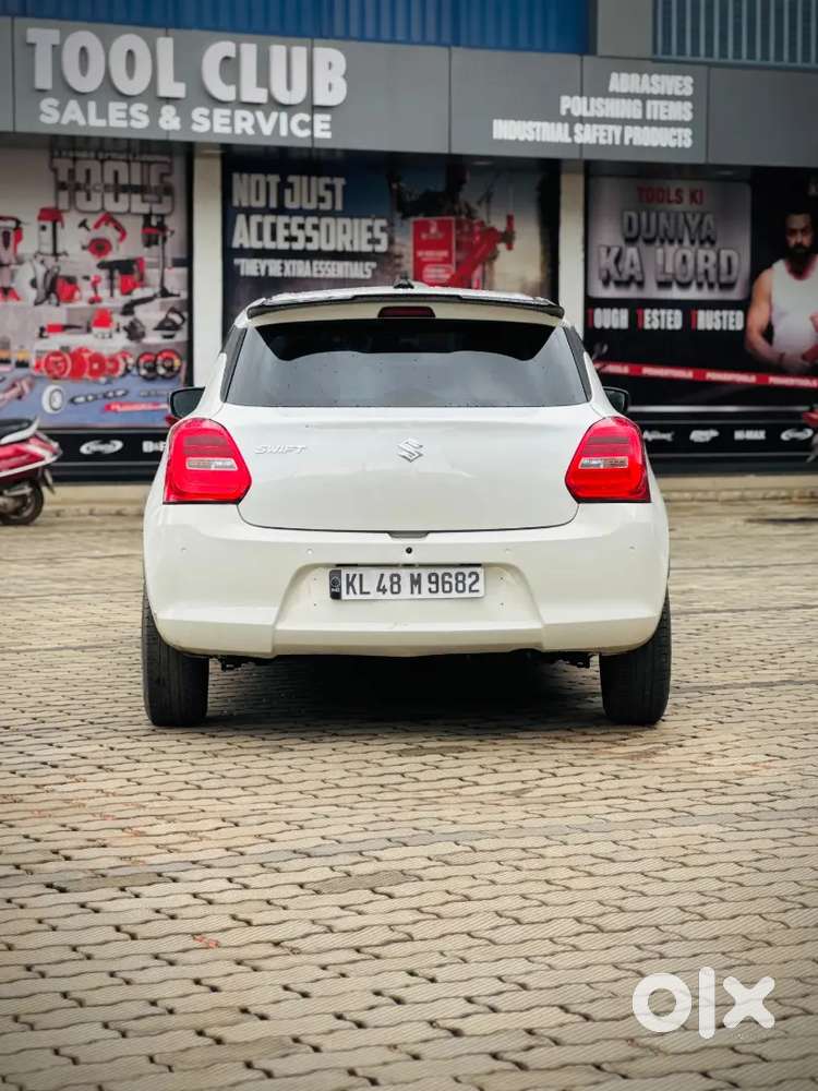 Maruti Suzuki Swift Vxi 2018
