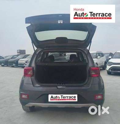 Hyundai Venue S Turbo Dct, 2019, Petrol