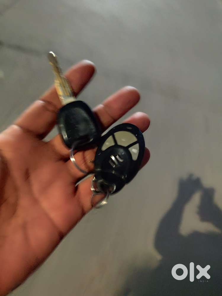 Maruti Suzuki Ritz Vxi, 2010, Petrol