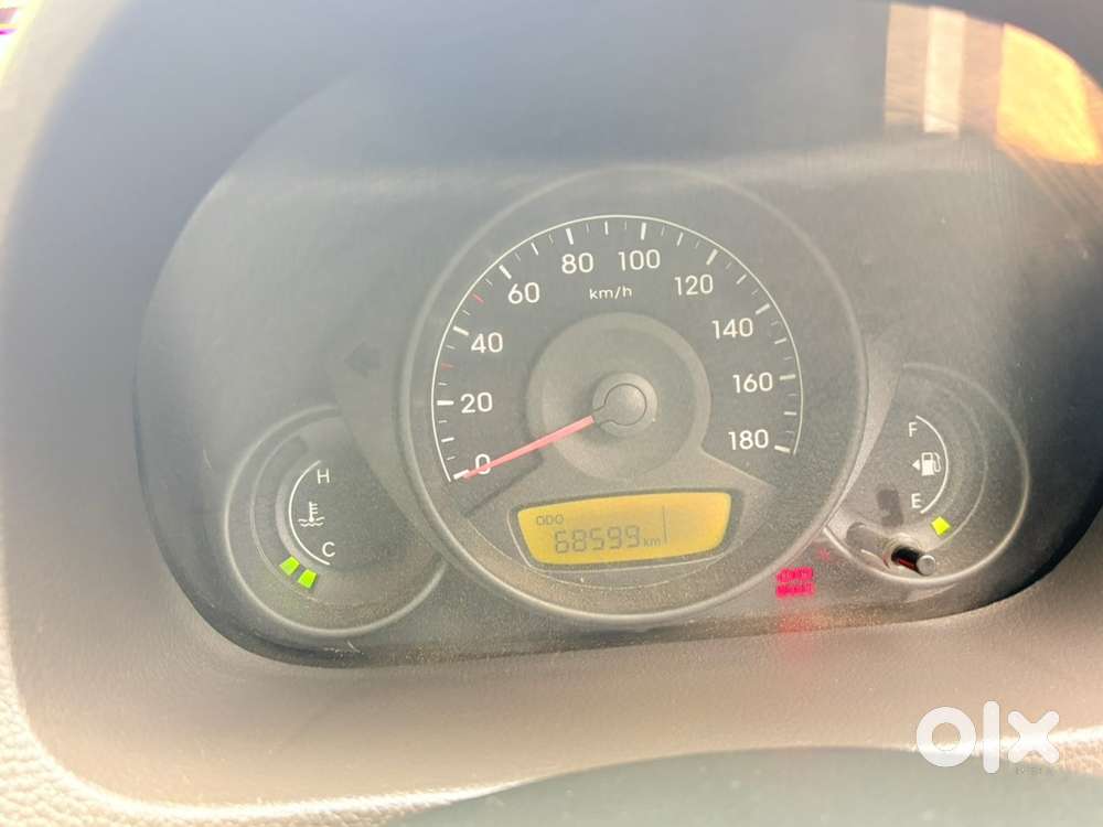 Hyundai Eon 2015 Petrol 68000 Km Driven
