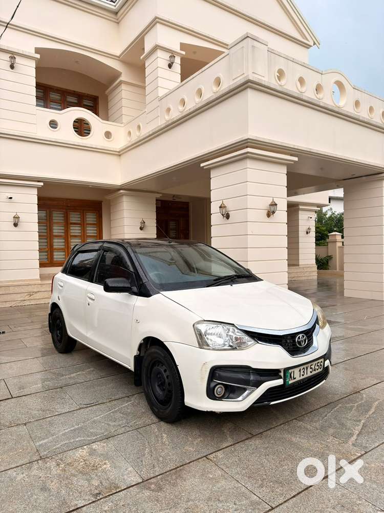 Toyota Etios Liva 2012
