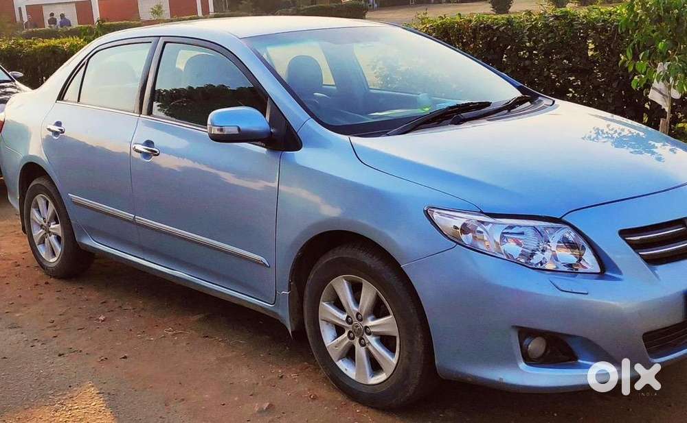 Toyota Corolla Altis 2011 Petrol