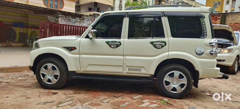 Mahindra Scorpio S6 Plus, 2017, Diesel