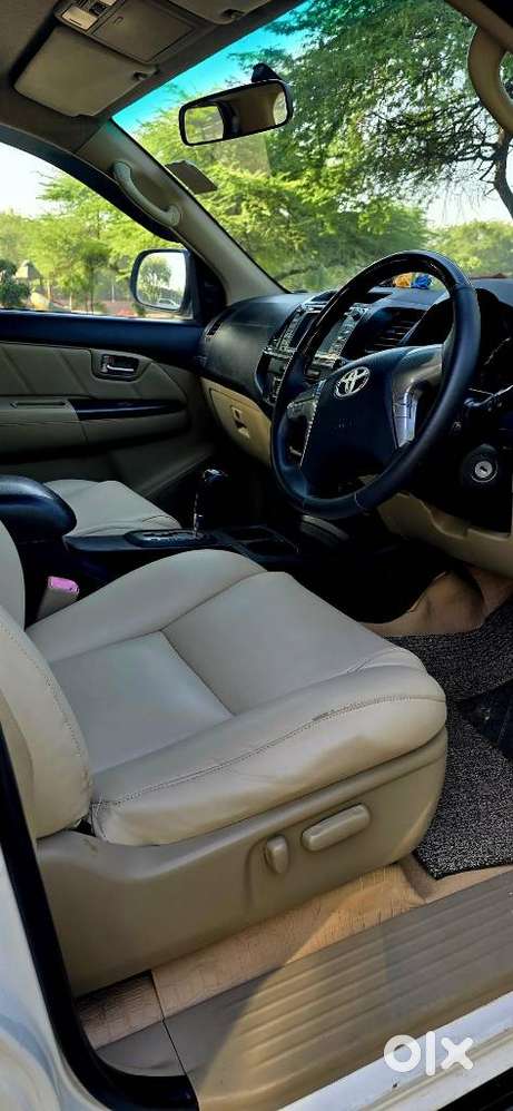 Toyota Fortuner 2011-2016 4x2 At, 2015, Diesel