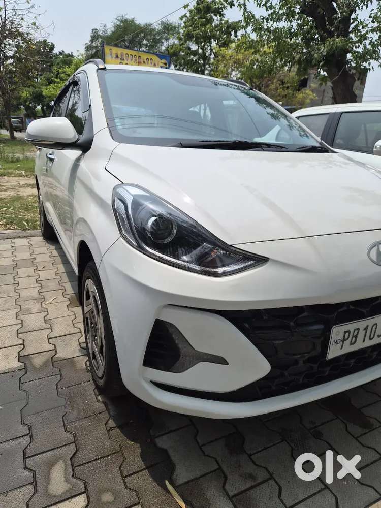 Hyundai Grand I10 Nios Sportz 
Model 23/24
Km 42000 
V Good Condition