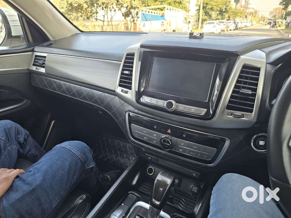 Mahindra Alturas G4 4x2 At, 2019, Diesel