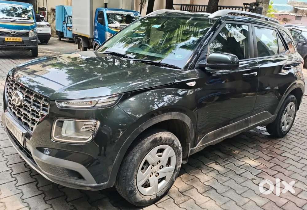 Hyundai Venue S 1.2 Petrol, 2021, Petrol