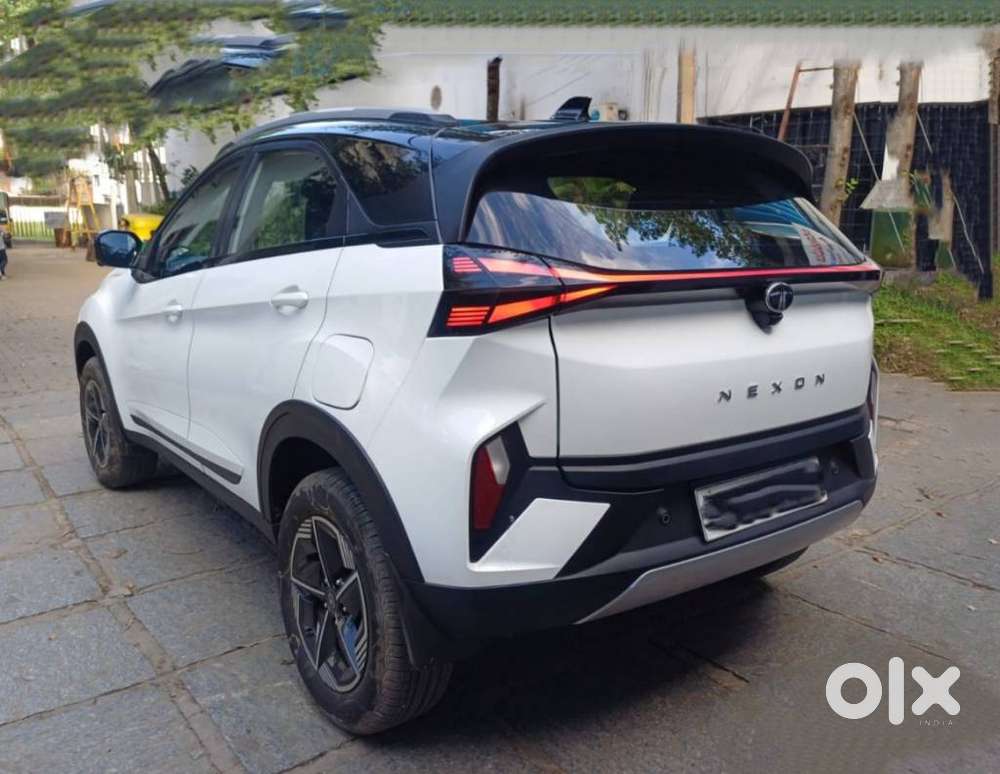 Tata Nexon Fearless Plus S Purple 1.2 Revotron Petrol 7dca Dt, 2024,..
