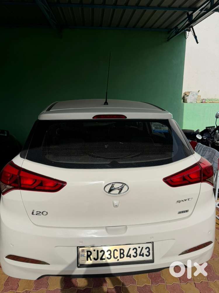 Hyundai I20 Petrol Manual 2015