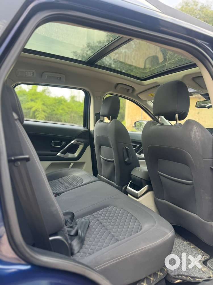 Tata Safari 2022 Xt+