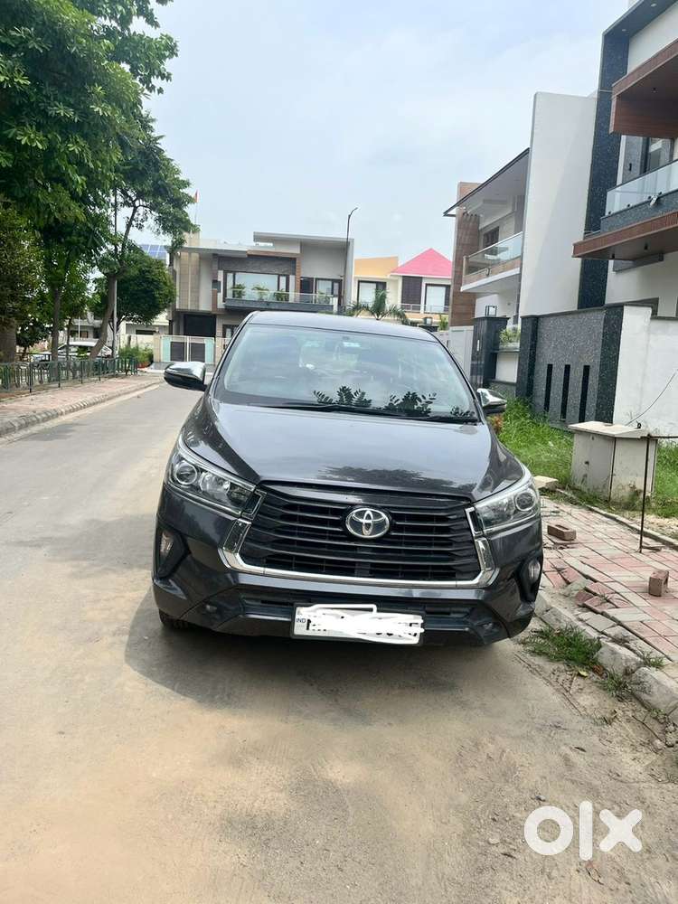 Toyota Innova Crysta 2021 Diesel Manual 128000 Km