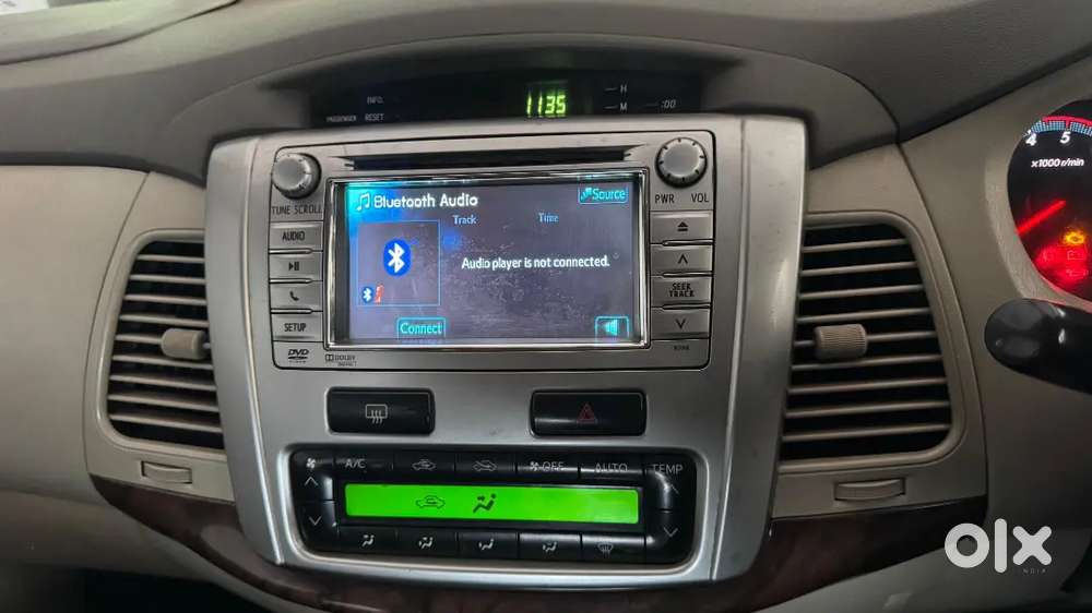 Toyota Innova 2.5 V 2012