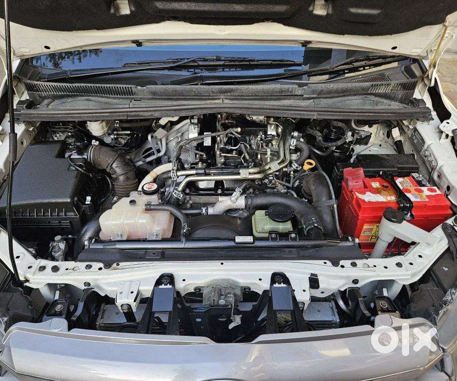 Toyota Innova Crysta 2.4 Vx Mt, 2019, Diesel
