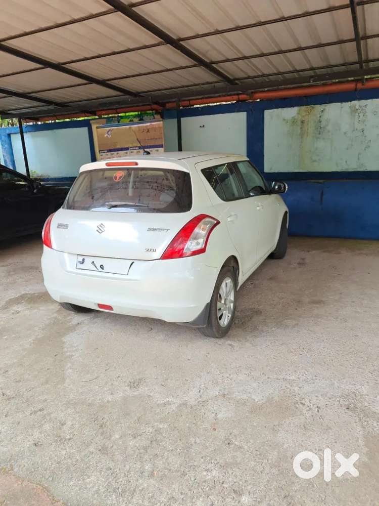 Full Option ,company Serviced Car..2014 February Registration