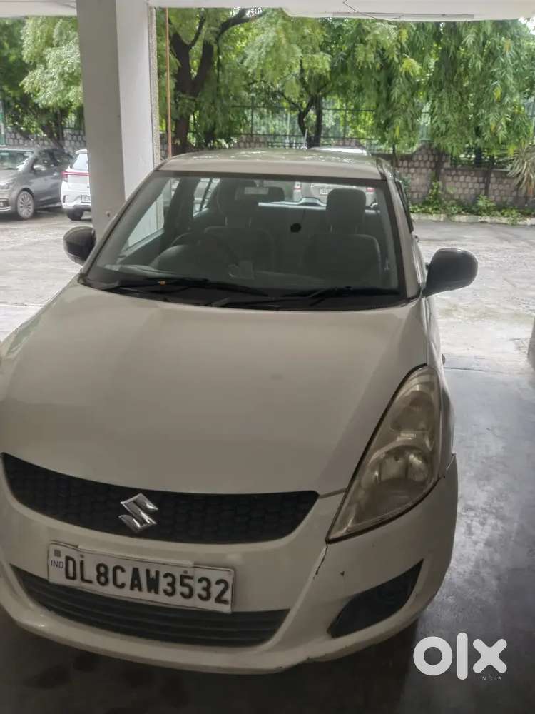 Maruti Suzuki Swift Lxi 2012