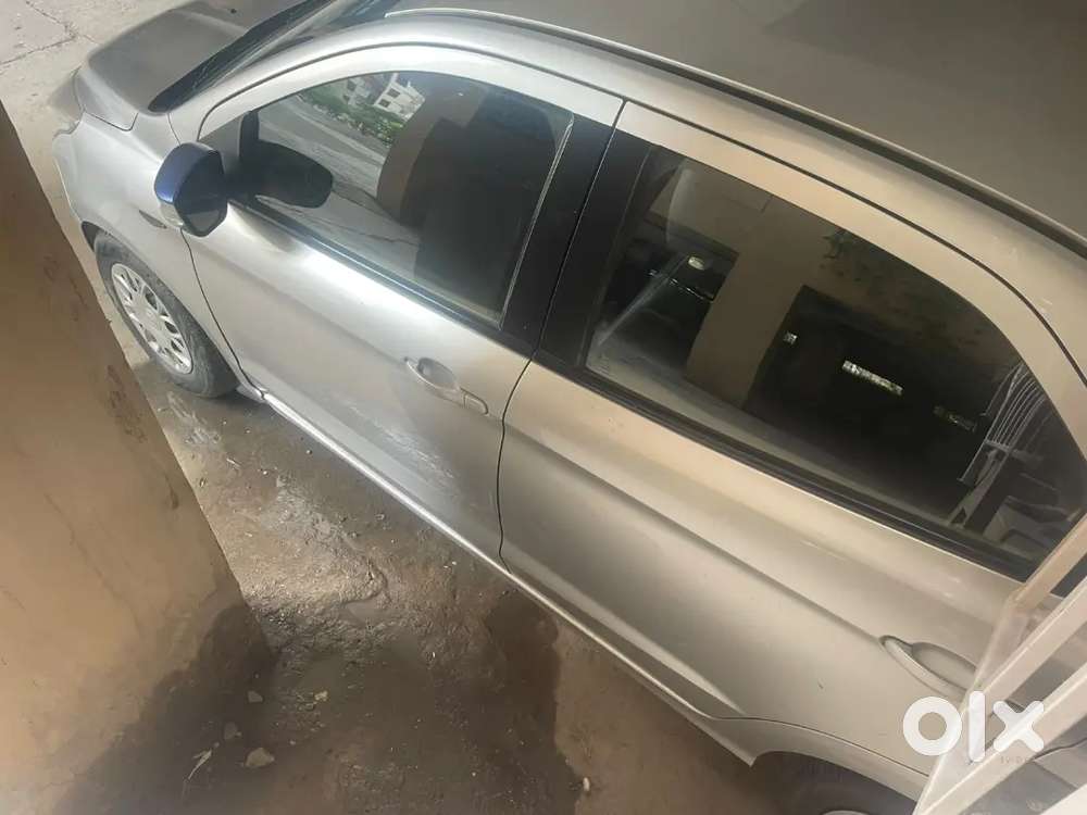 Ford Aspire Blu 2018