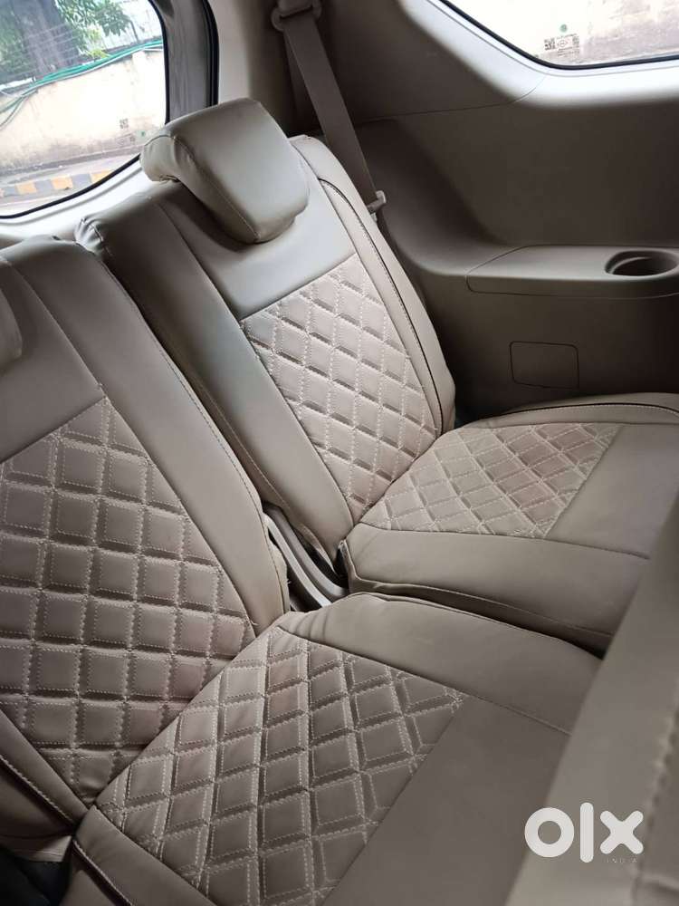 Maruti Ertiga Vxi At 2026