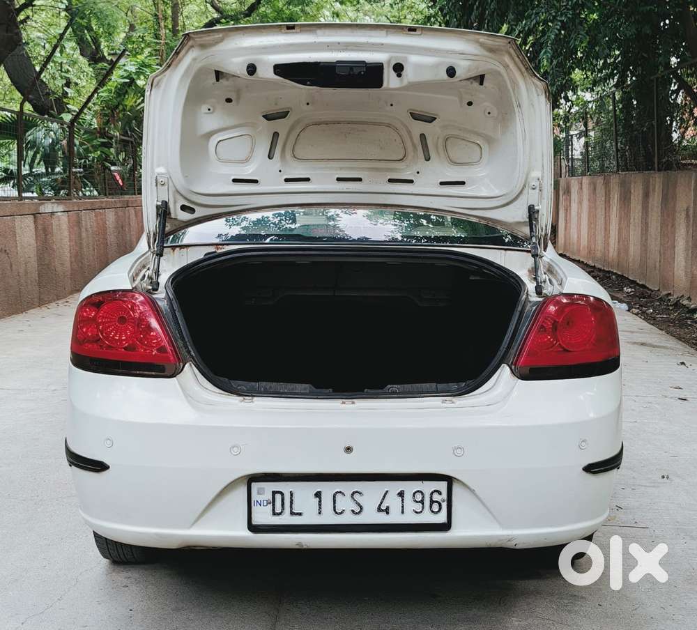 Fiat Linea 1.4 Active Fire, 2015, Petrol