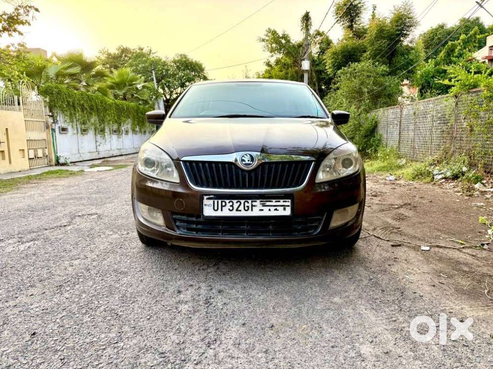 Skoda Rapid 1.5 Tdi At Ambition With Alloy Wheel, 2015, Diesel