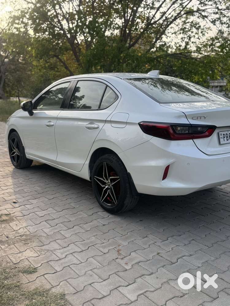 Honda City V Mt Exclusive, 2022, Petrol