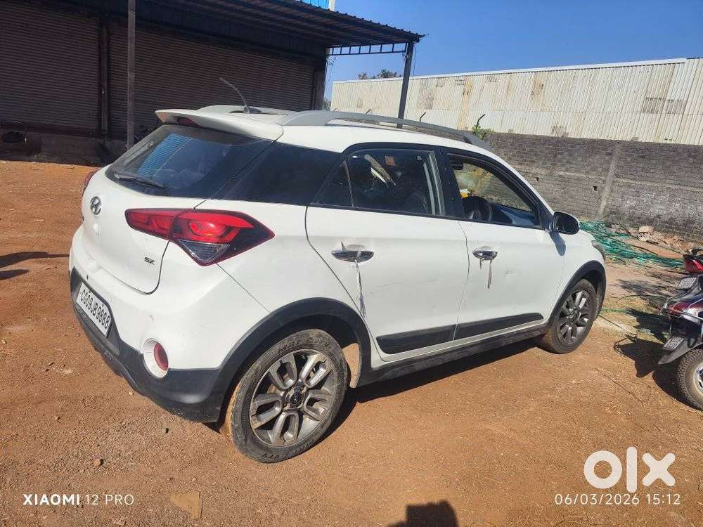 Hyundai I20 Active Sx Petrol, 2015, Petrol