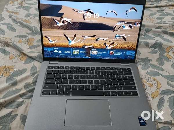 Brand new Dell latitude laptop, Hardly used, i5 processor 12 gen